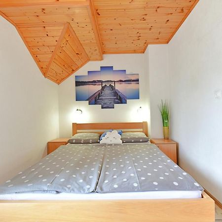 Rooms Toni Selište Drežničko Buitenkant foto