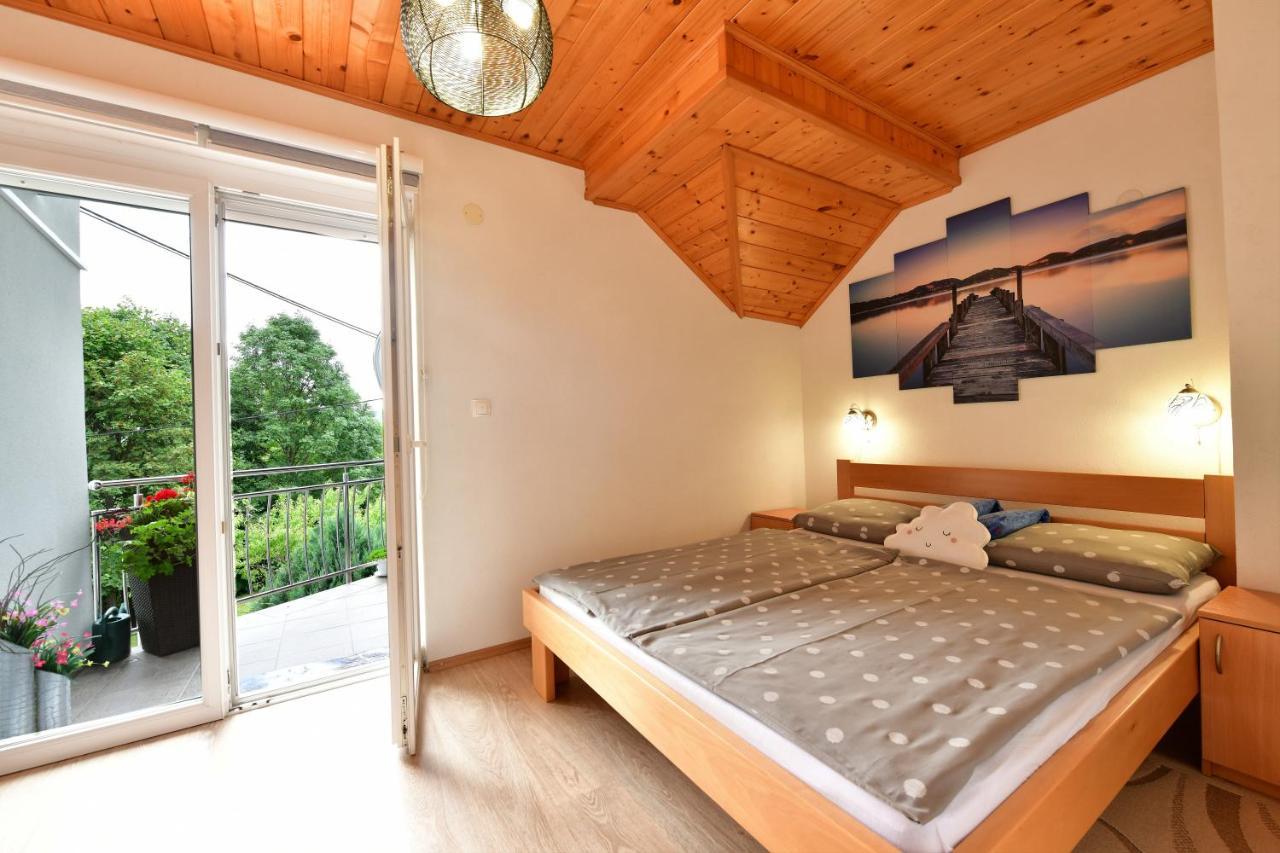 Rooms Toni Selište Drežničko Buitenkant foto