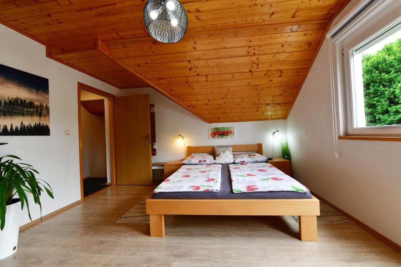 Rooms Toni Selište Drežničko Buitenkant foto