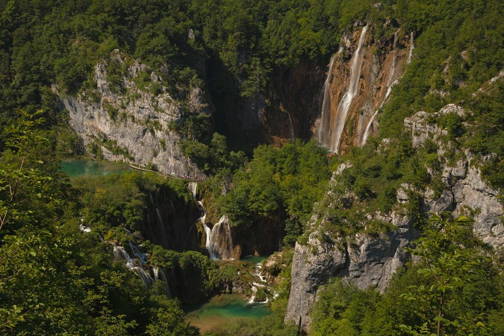 Rooms Toni Selište Drežničko Buitenkant foto