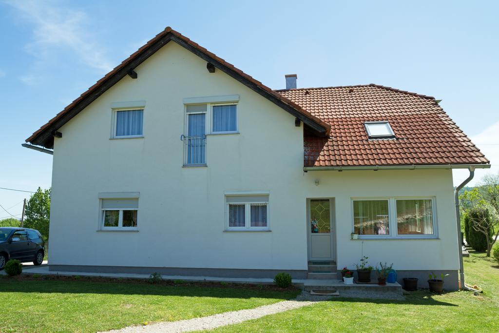 Rooms Toni Selište Drežničko Buitenkant foto